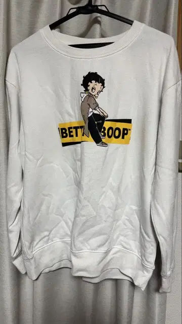 Betty Boop 캐릭터 자수 트레이닝복