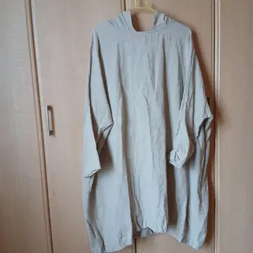 린넨풍 후드 부착 베이지 상의