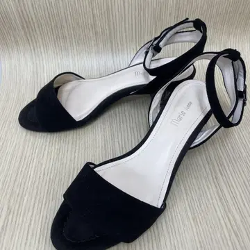 Marie femme 스웨이드 샌들 23.5cm 블랙
