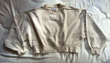 adidas 크림색 크롭 맨투맨 상하의 세트