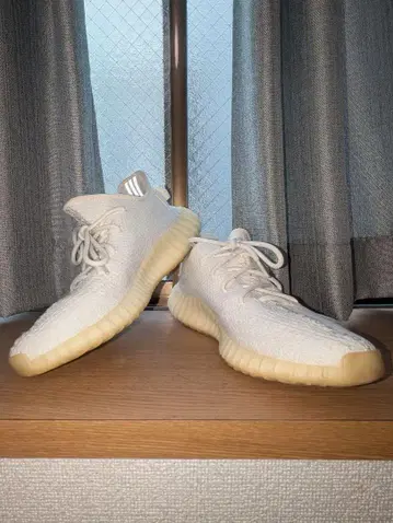Yeezy Boost 350 V2 화이트