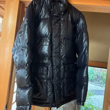 유니클로 다운 자켓 블랙 L
