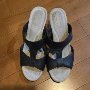 ROCKPORT 락포트 샌들