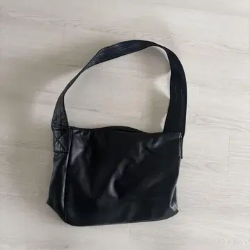 SENSE OF PLAOE 숄더백