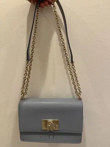 FURLA 라이트 블루 숄더백