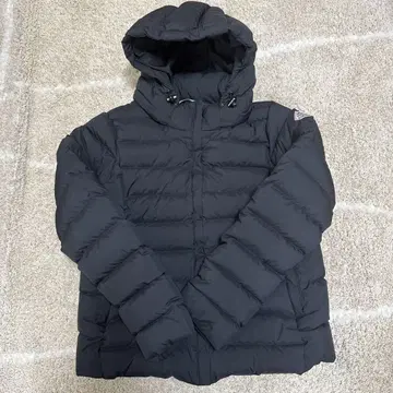 PYRENEX 후드 부착 블랙 다운 자켓