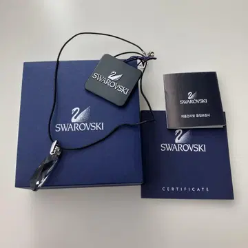 Swarovski 그레이 크리스탈 목걸이