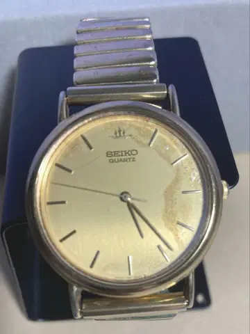 가동품 배터리 교환 완료 SEIKO 7n01-8a10 골드 빈티지