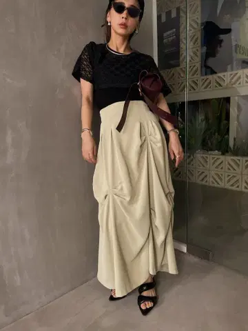 RANDOM TUCK HEM SKIRT 아메리 빈티지