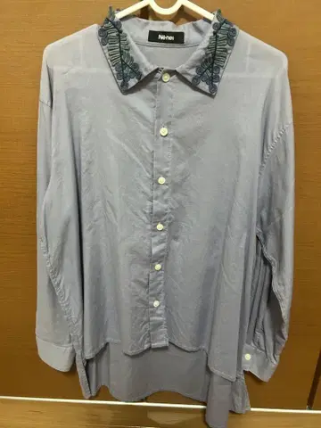 네넷 자수 셔츠
