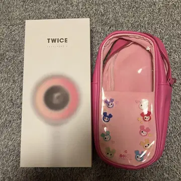 TWICE 응원봉과 케이스