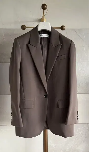 ZARA 테일러드 자켓
