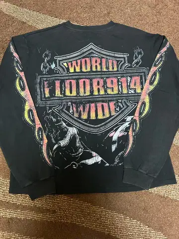 히라노 쇼 착용 롱T M스테 number_i