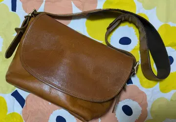 SLOW 가죽 숄더백 브라운