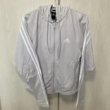 adidas 라이트 그레이 저리 상하의 세트