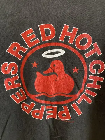 Red Hot Chili Peppers 티셔츠