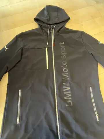 PUMA BMW 콜라보 후드티