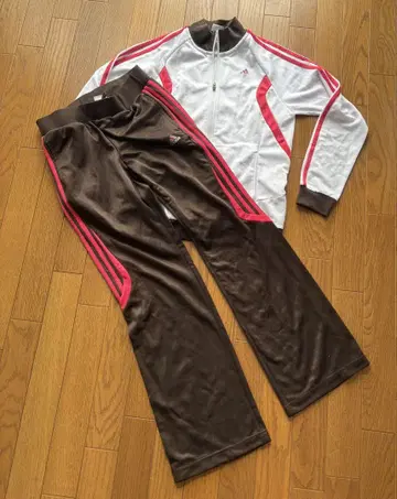 새상품급 adidas 저리 상하의 M
