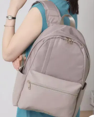 잇츠데모 인조 가죽 콤비 백팩