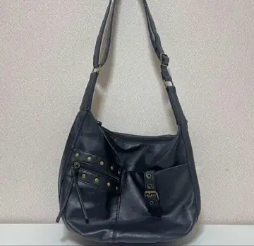 구제 의류 vintage 스터드 숄더백