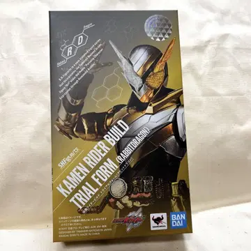 S.H.Figuarts 가면라이더 빌드 트라이얼 폼 토끼 드래곤