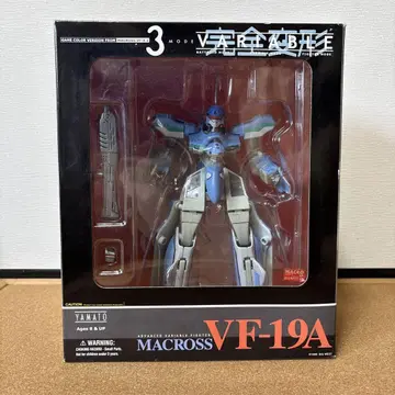 완전 변형 마크로스 VF-19A