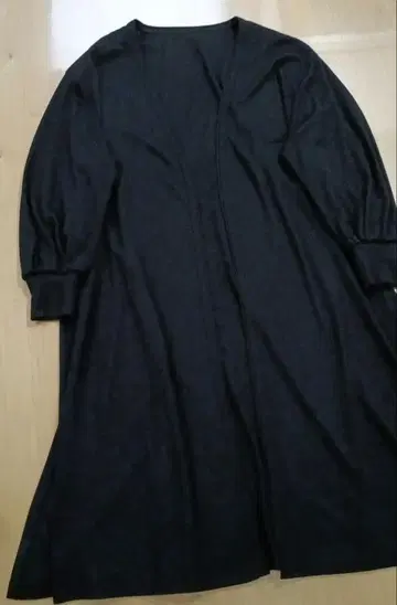 새상품 더마 컬렉션 울 롱 가디건 블랙
