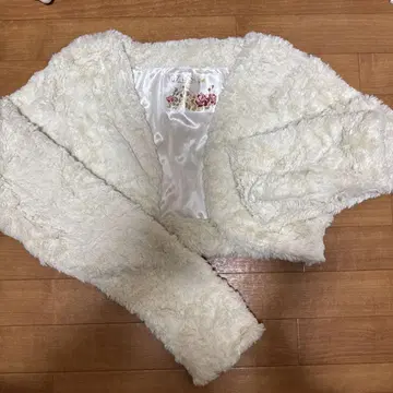 LIZ LISA 화이트 퍼 가디건