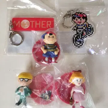 MOTHER 캐릭터 피규어 세트