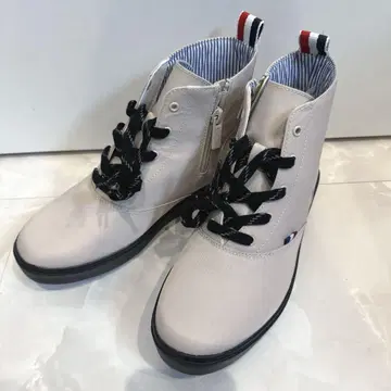 새상품급 르꼬끄 스포르티프 베이지 하이컷 레인 신발