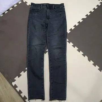 유니클로 스키니 팬츠 26인치 66cm