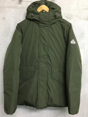 피레넥스 새상품급 COVERT 코베르 후디드 다운 자켓