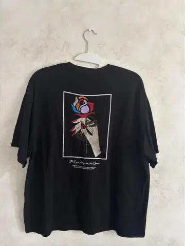 LEGENDA 블랙 T셔츠