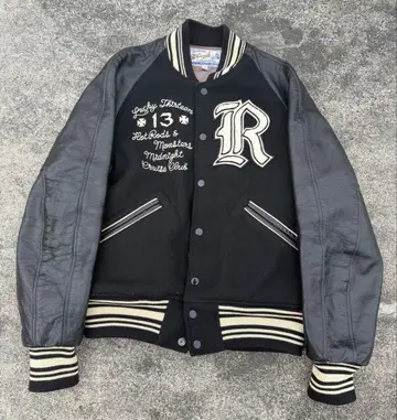 Whitesville 화이츠빌 바시티 자켓 블루종 자수 와펜 블랙