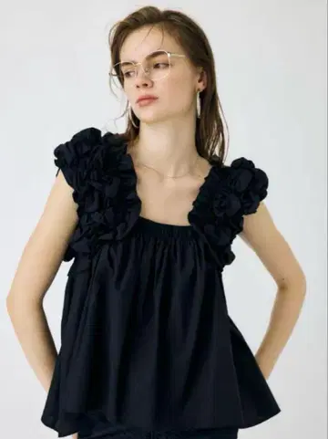 MOUSSY / 숄더 프릴스 상의