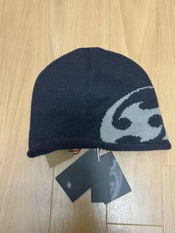 [ 당일 발송 ] sansan gear 선선기어 비니 니트 모자 차콜
