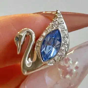 [ 새상품급 ] SWAROVSKI 스완 핑 브로치