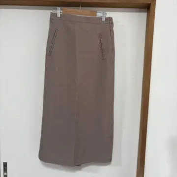 AS KNOW AS PINKY 체크 무늬 타이트 스커트