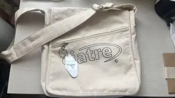 ciatre 숄더백