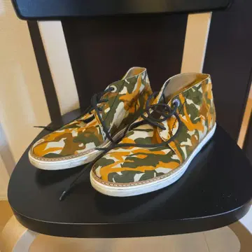 JIMMY CHOO 카모플라쥬 처카 부츠 40