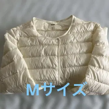 유니클로 여성용 울트라 라이트 다운 자켓 긴팔 M 사이즈