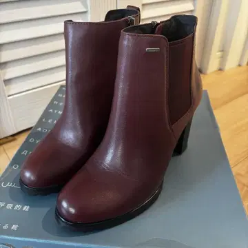 Geox Donna Trish ABX B 숏부츠 스무스 가죽
