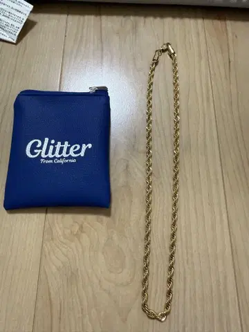 Glitter 목걸이