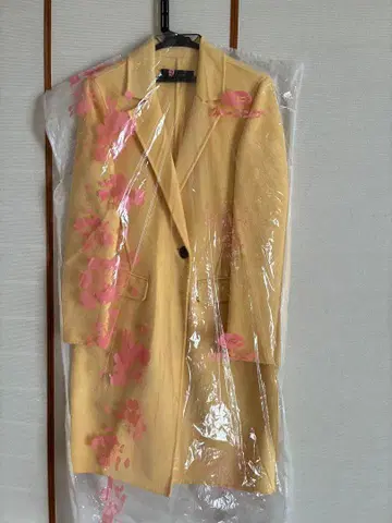 최종 가격 인하! ZARA 코트 귀여운 옐로우 컬러