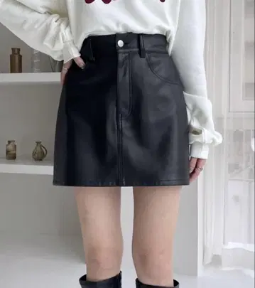 인조 가죽 미니 스커트 블랙 M Heather