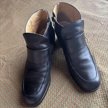 가죽 숏부츠 블랙 지퍼 포함
