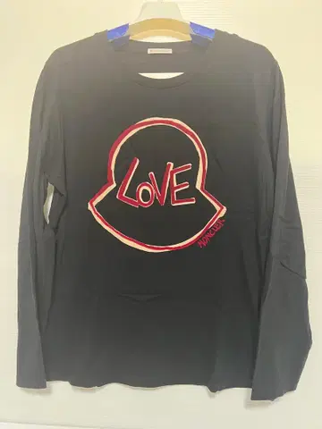 MONCLER LOVE 프린트 여성용 긴팔 T셔츠 블랙