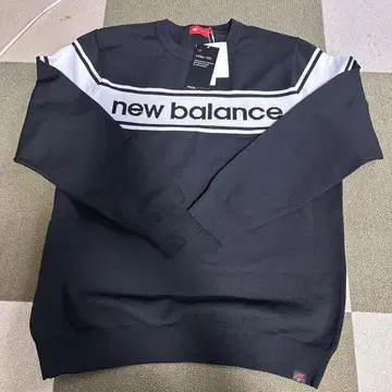 new balance 블랙 스웨터 사이즈 7