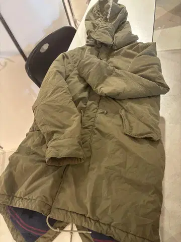 올리브 그린 밀리터리 자켓