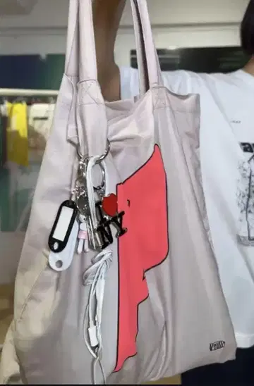 HOLIDAY x Peate TOTE BAG